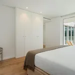 Serenity- Cleverdetails, Vilamoura, Sleeps 4 Adults And 2 Children, Located In The Center *