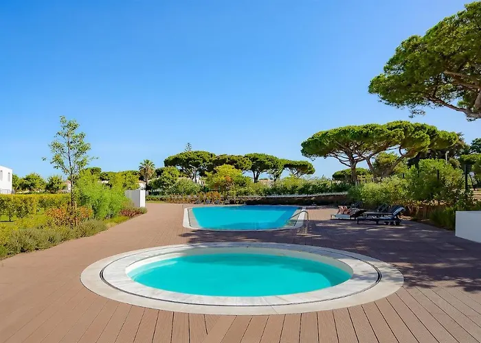 Serenity- Cleverdetails, Vilamoura, Sleeps 4 Adults And 2 Children, Located In The Center Vakantiehuis