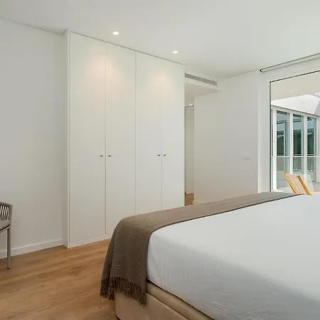 Serenity- Cleverdetails, Vilamoura, Sleeps 4 Adults And 2 Children, Located In The Center *