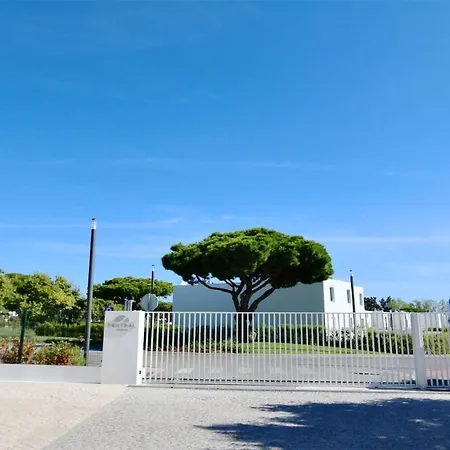 בית נופש Serenity- Cleverdetails, Vilamoura, Sleeps 4 Adults And 2 Children, Located In The Center *