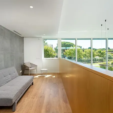 Serenity- Cleverdetails, Vilamoura, Sleeps 4 Adults And 2 Children, Located In The Center *