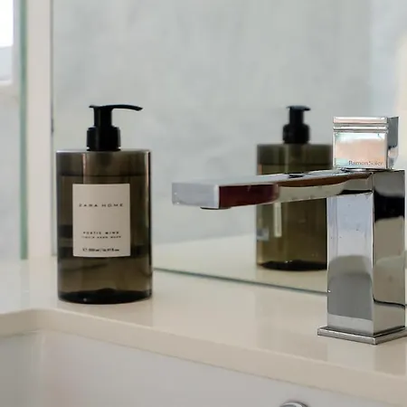 Serenity- Cleverdetails, Vilamoura, Sleeps 4 Adults And 2 Children, Located In The Center