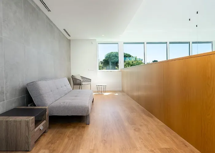 Сasa de vacaciones Serenity- Cleverdetails, Vilamoura, Sleeps 4 Adults And 2 Children, Located In The Center *