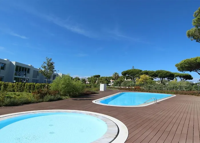 Serenity- Cleverdetails, Vilamoura, Sleeps 4 Adults And 2 Children, Located In The Center *